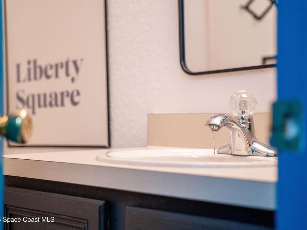 2735 Calabria Avenue, Davenport, FL 33897