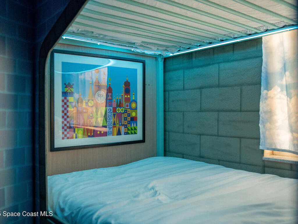 2735 Calabria Avenue, Davenport, FL 33897