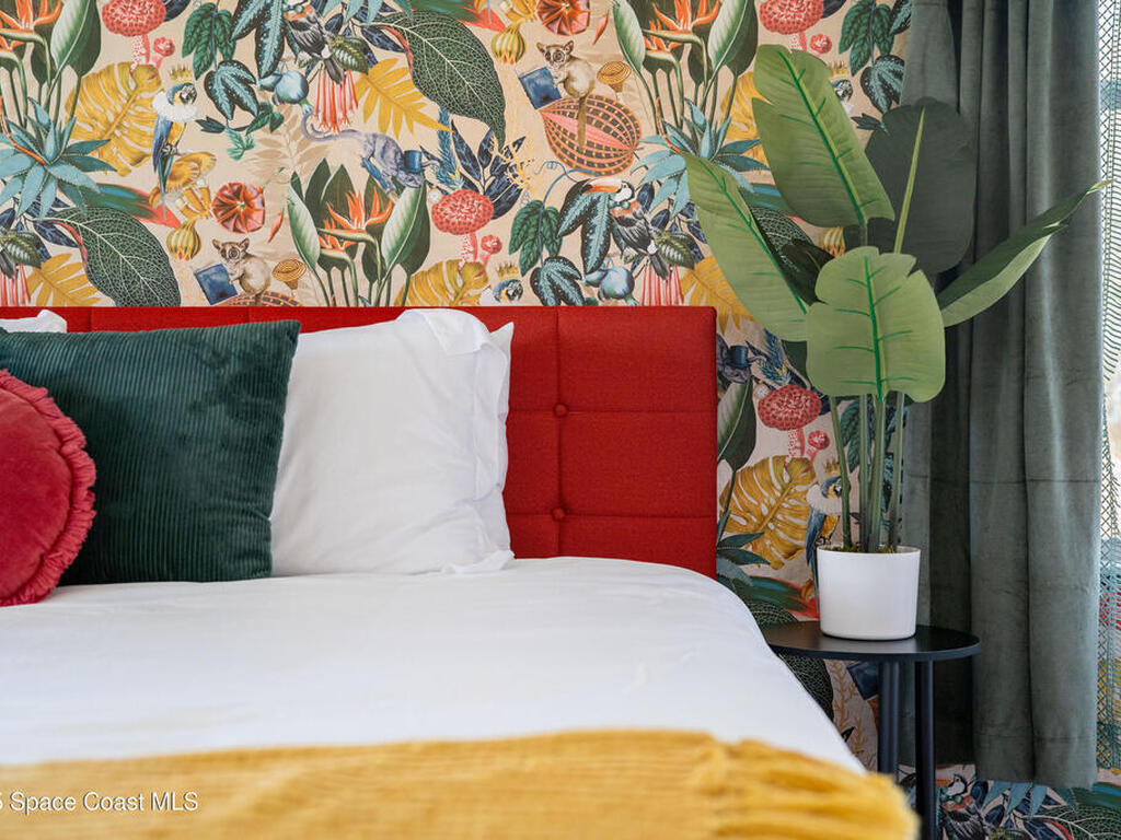 2735 Calabria Avenue, Davenport, FL 33897