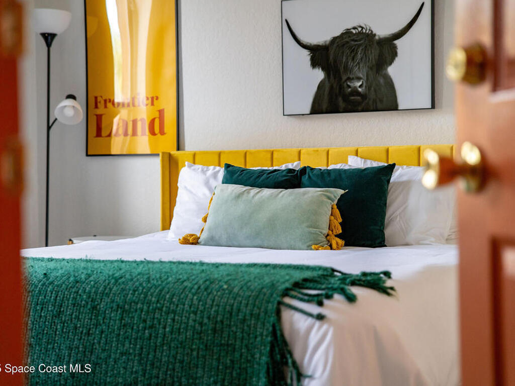 2735 Calabria Avenue, Davenport, FL 33897