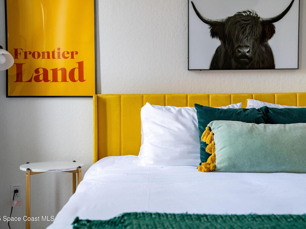 2735 Calabria Avenue, Davenport, FL 33897