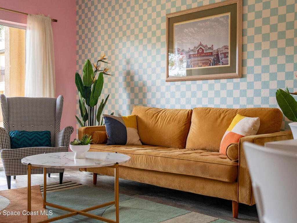 2735 Calabria Avenue, Davenport, FL 33897