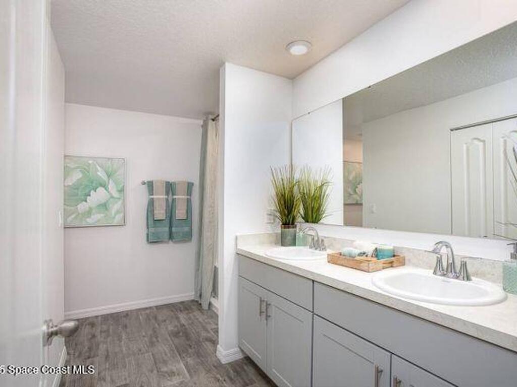 498 Lambert Street, Palm Bay, FL 32908