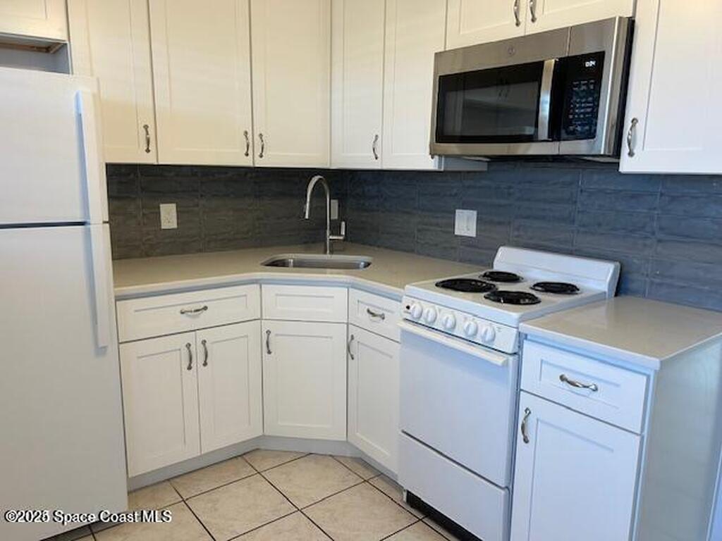 380 N Brevard Avenue, Cocoa Beach, FL 32931