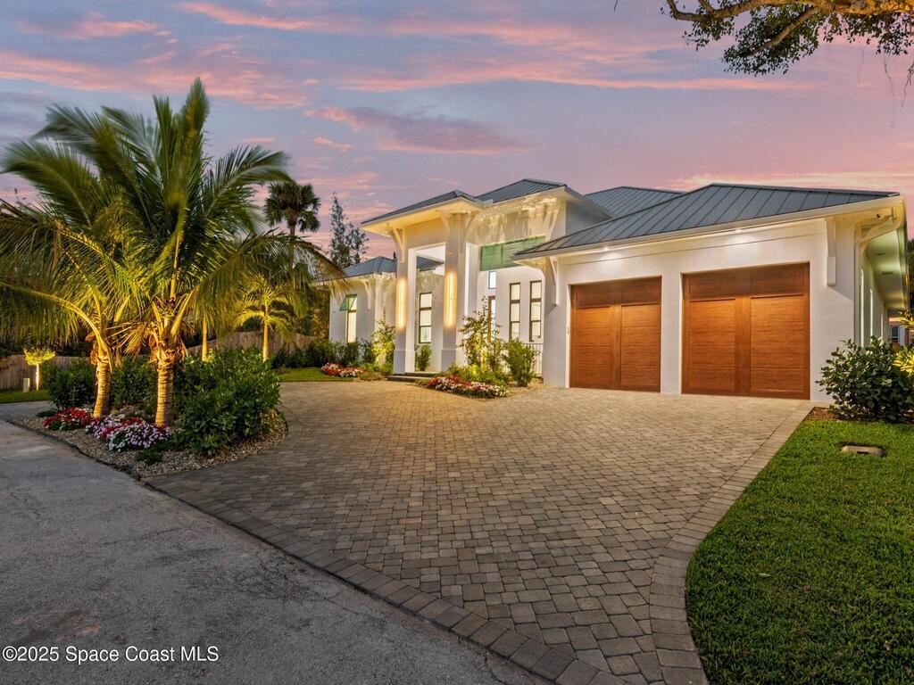 736 Norfolk Pine Lane, Vero Beach, FL 32963