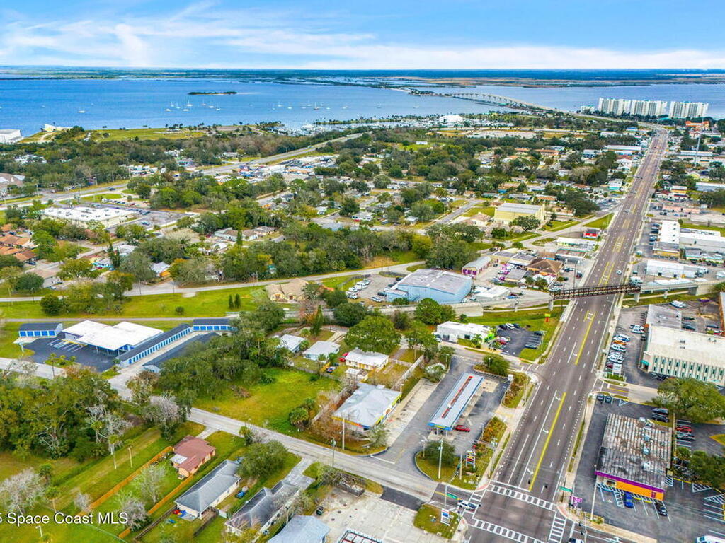 19 N Park Avenue, Titusville, FL 32796