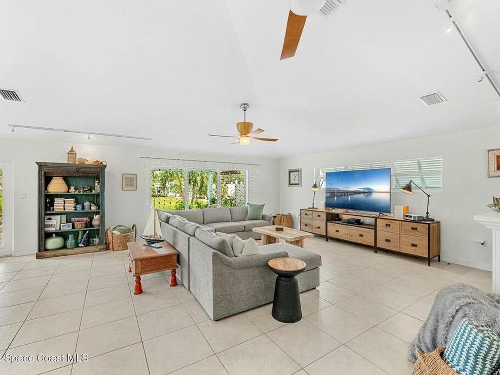 1539 Bayshore Drive, Cocoa Beach, FL 32931