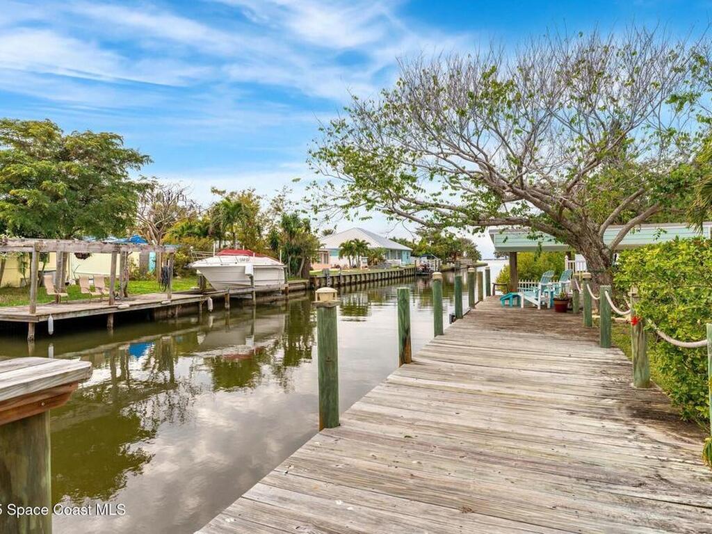 1539 Bayshore Drive, Cocoa Beach, FL 32931