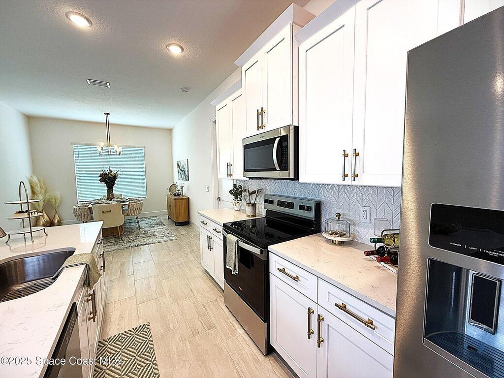 557 Castana Avenue, Palm Bay, FL 32909