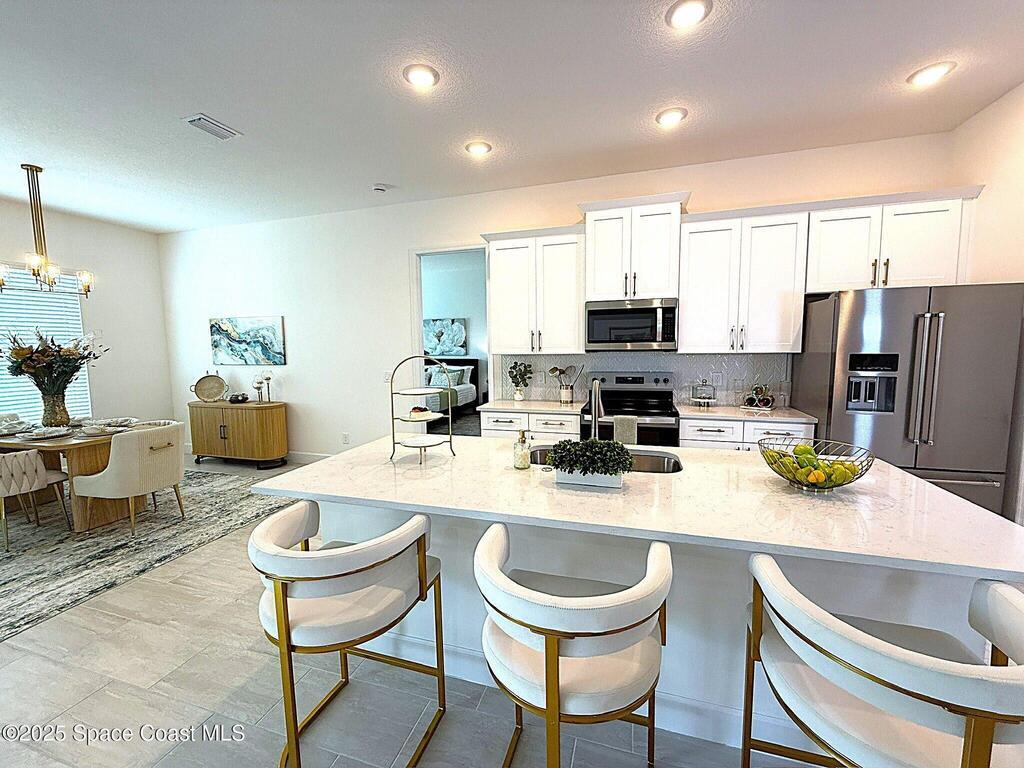 557 Castana Avenue, Palm Bay, FL 32909