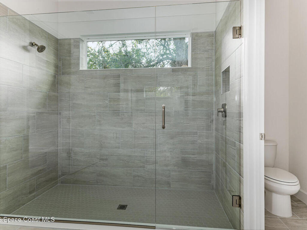 557 Castana Avenue, Palm Bay, FL 32909