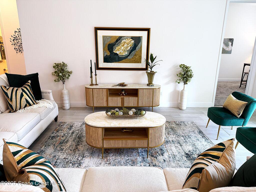 557 Castana Avenue, Palm Bay, FL 32909