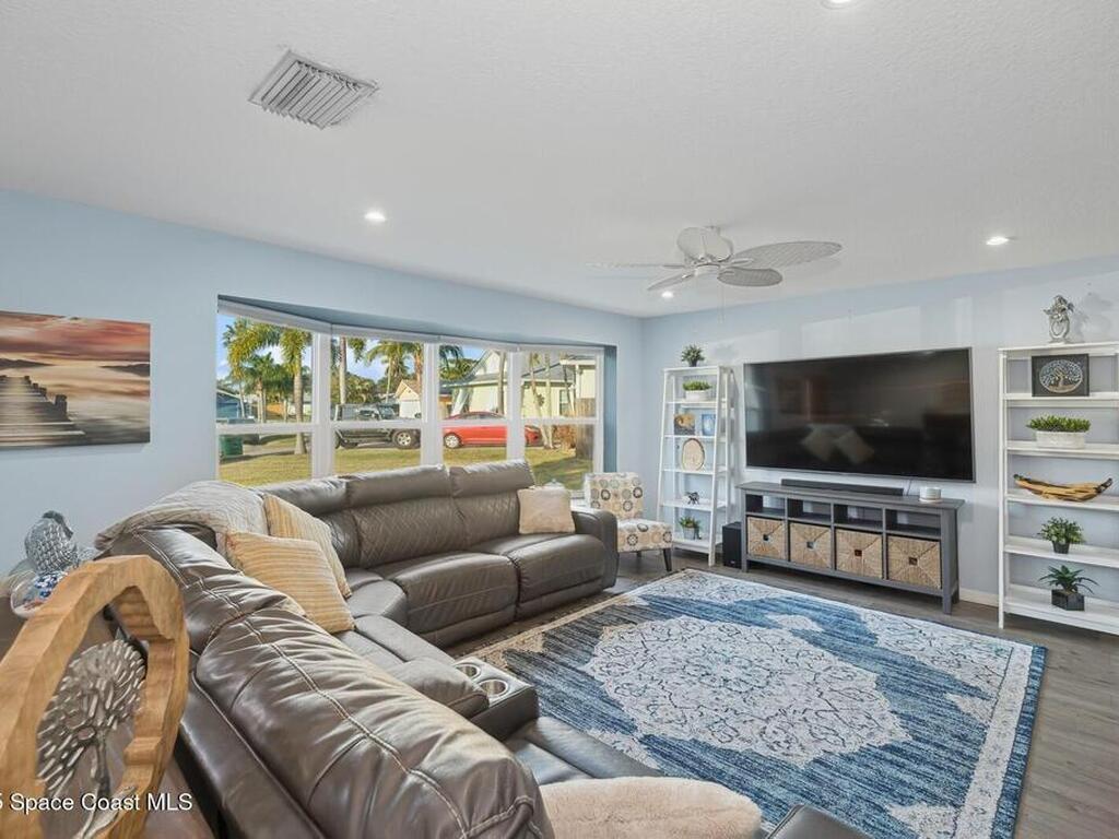 285 Coral Way, Indialantic, FL 32903