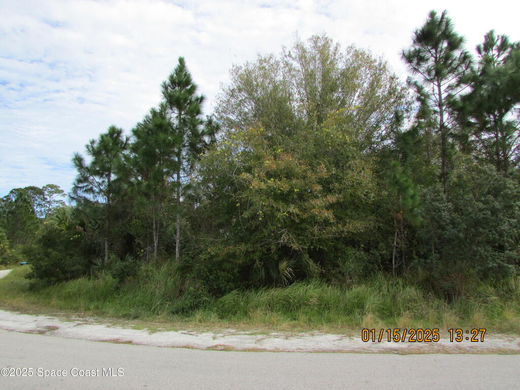 470 Oakmon Road, Palm Bay, FL 32908