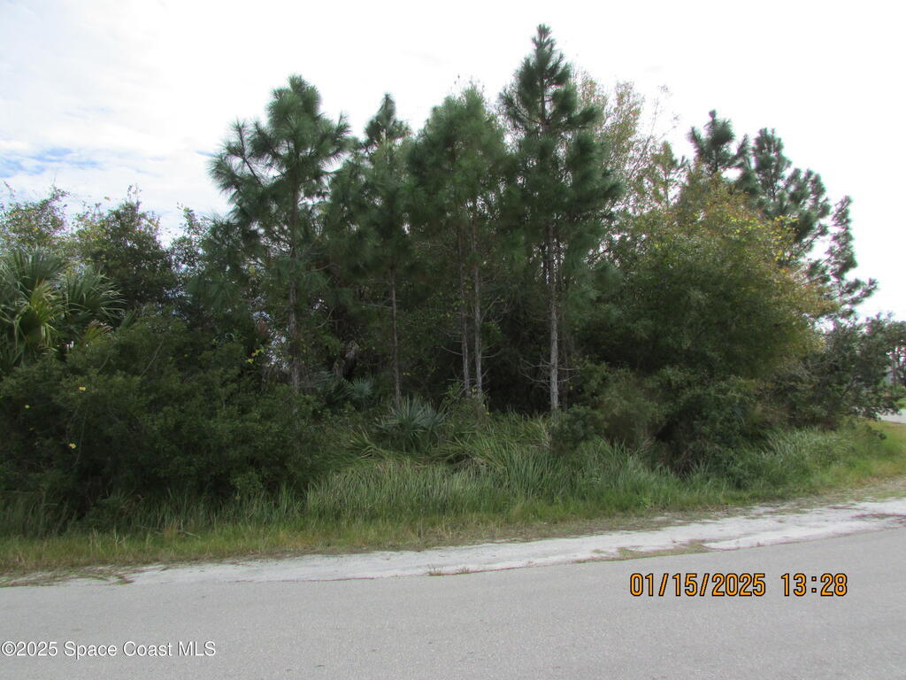 470 Oakmon Road, Palm Bay, FL 32908