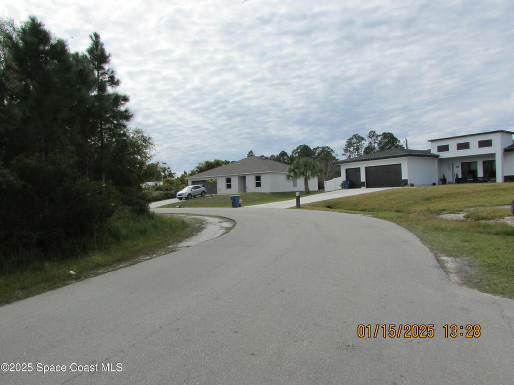 470 Oakmon Road, Palm Bay, FL 32908