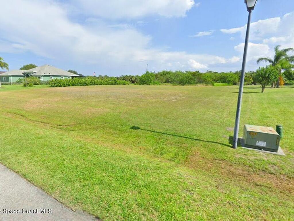 3969 Gardenwood Circle, Grant-Valkaria, FL 32949