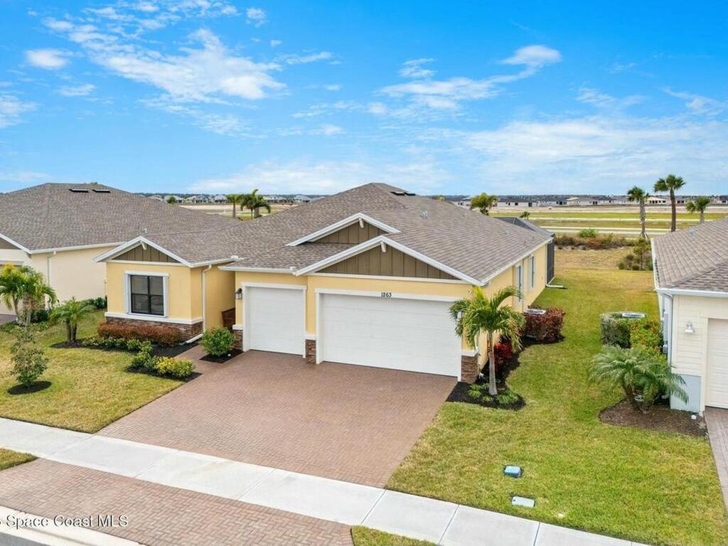 1263 Great Belt Circle, Melbourne, FL 32940