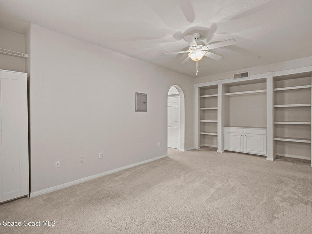 911 N Orange Avenue, Orlando, FL 32801