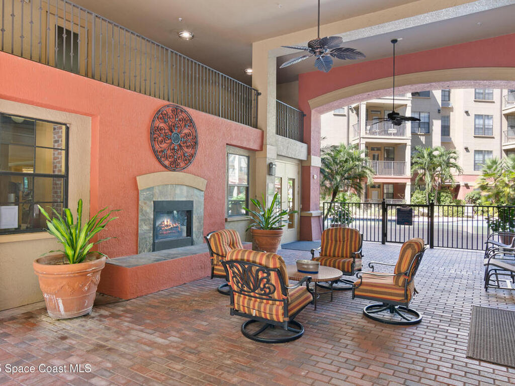 911 N Orange Avenue, Orlando, FL 32801