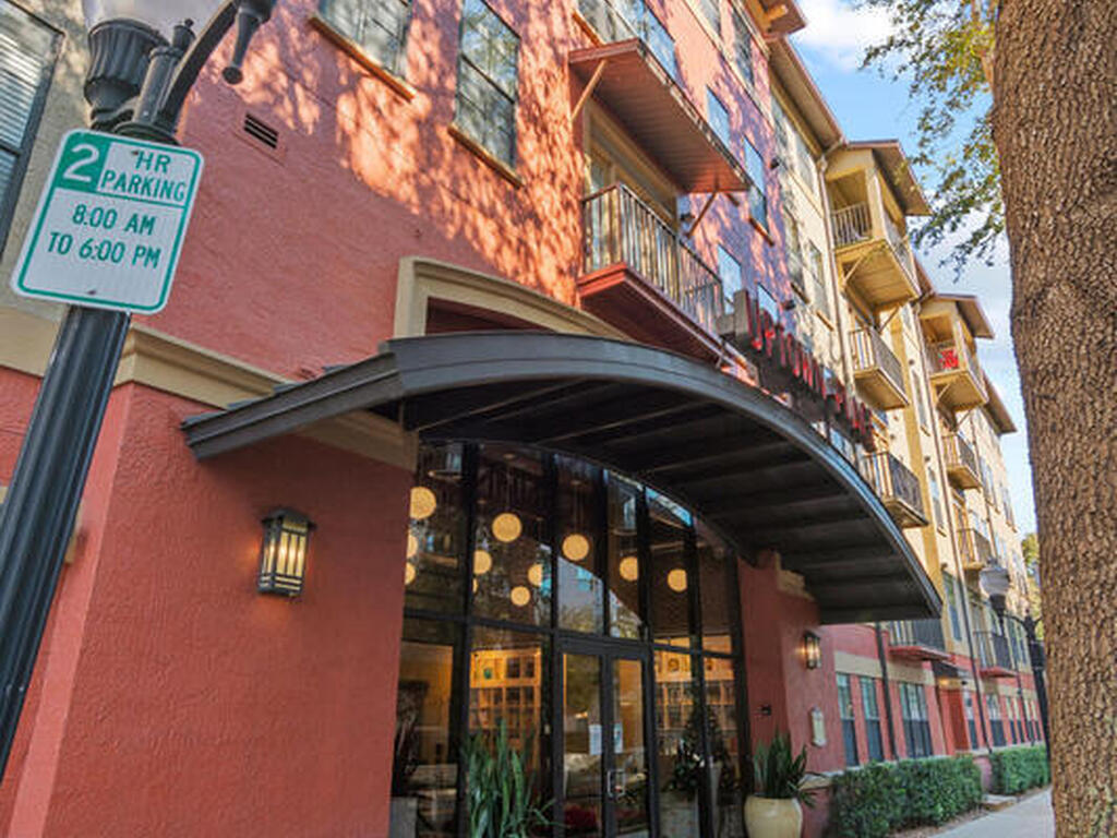 911 N Orange Avenue, Orlando, FL 32801