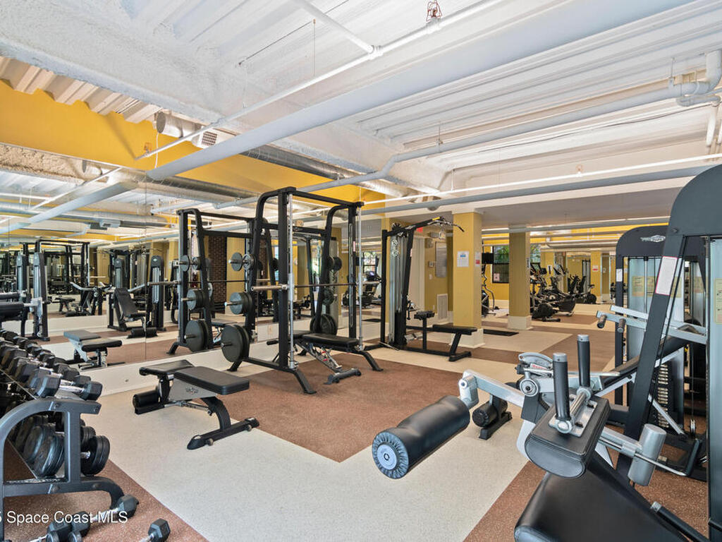 911 N Orange Avenue, Orlando, FL 32801