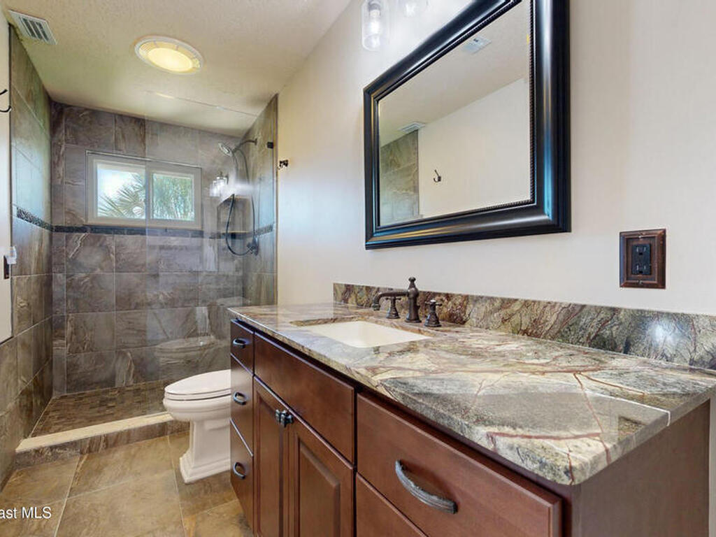 820 Kerry Downs Circle, Suntree, FL 32940