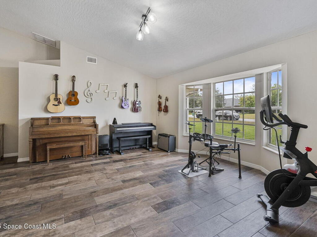 4089 Mallard Drive, Melbourne, FL 32934