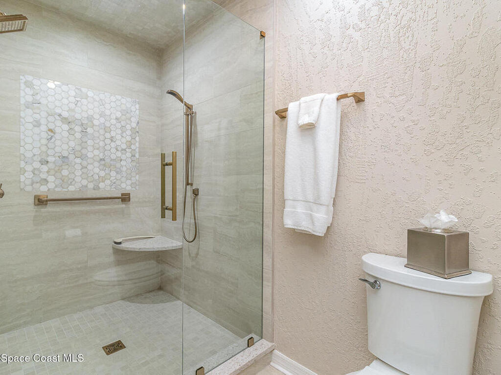617 Sugarwood Way, Suntree, FL 32940