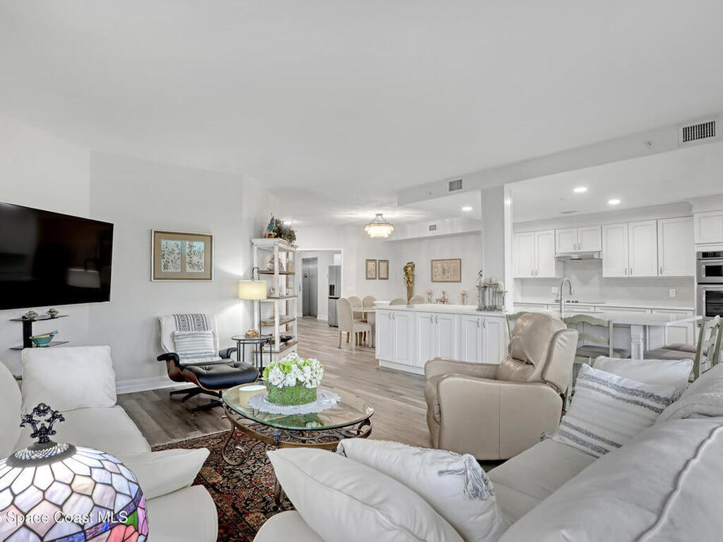 140 Warsteiner Way, Melbourne Beach, FL 32951
