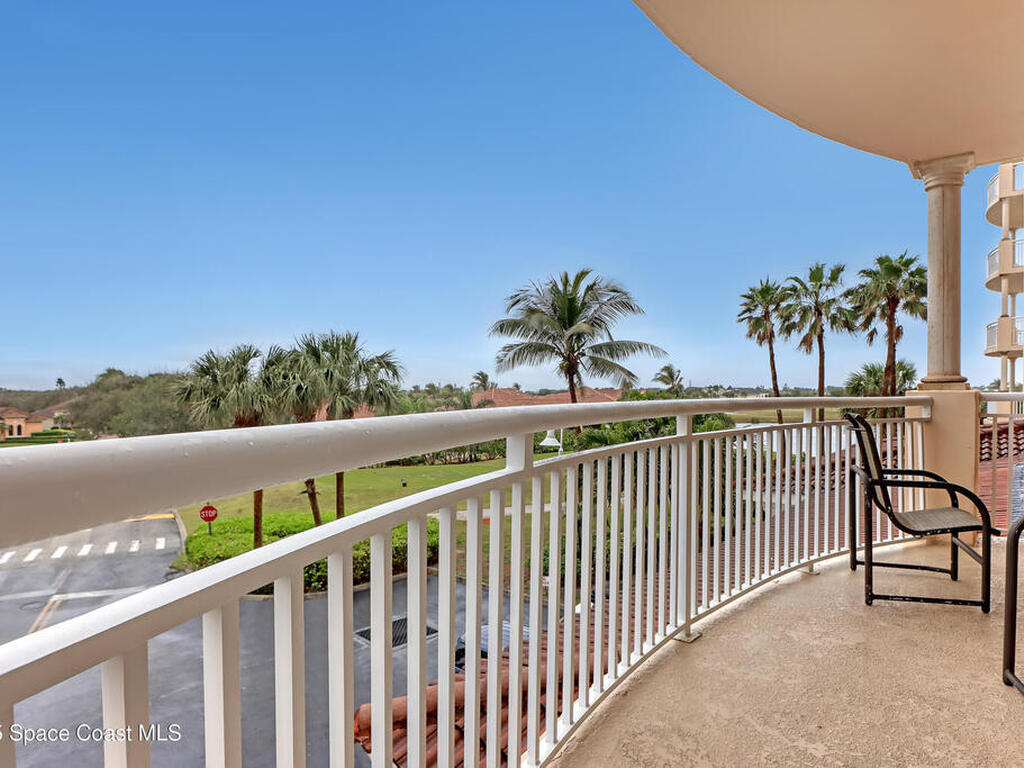 140 Warsteiner Way, Melbourne Beach, FL 32951