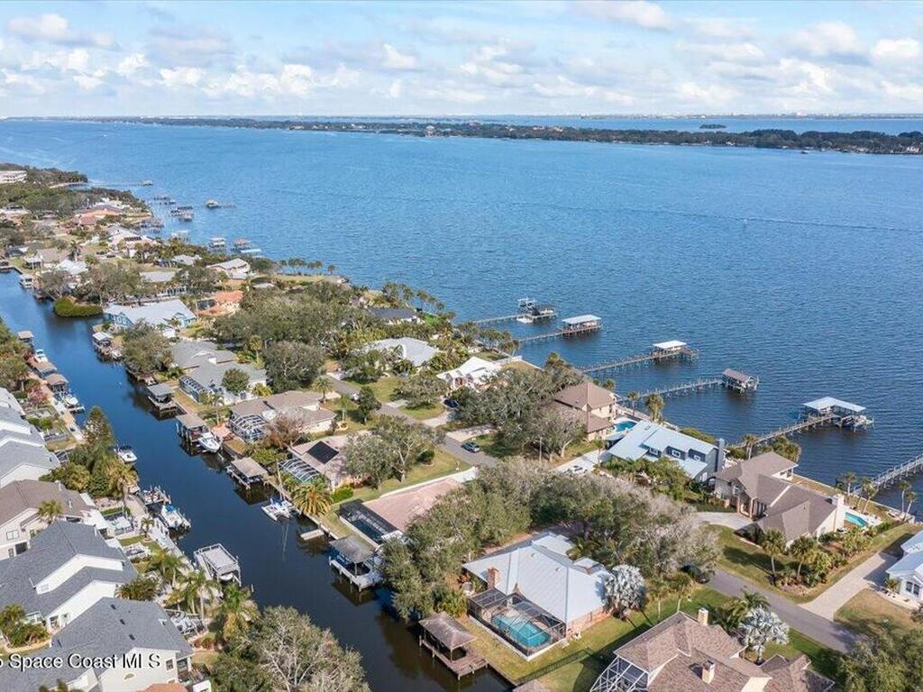 6260 Capstan Court, Rockledge, FL 32955