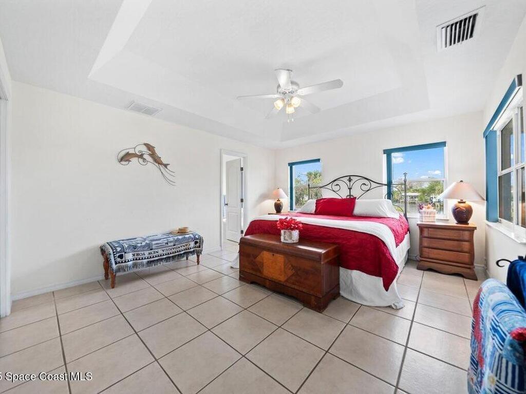 370 Lakeview Drive, Melbourne Beach, FL 32951