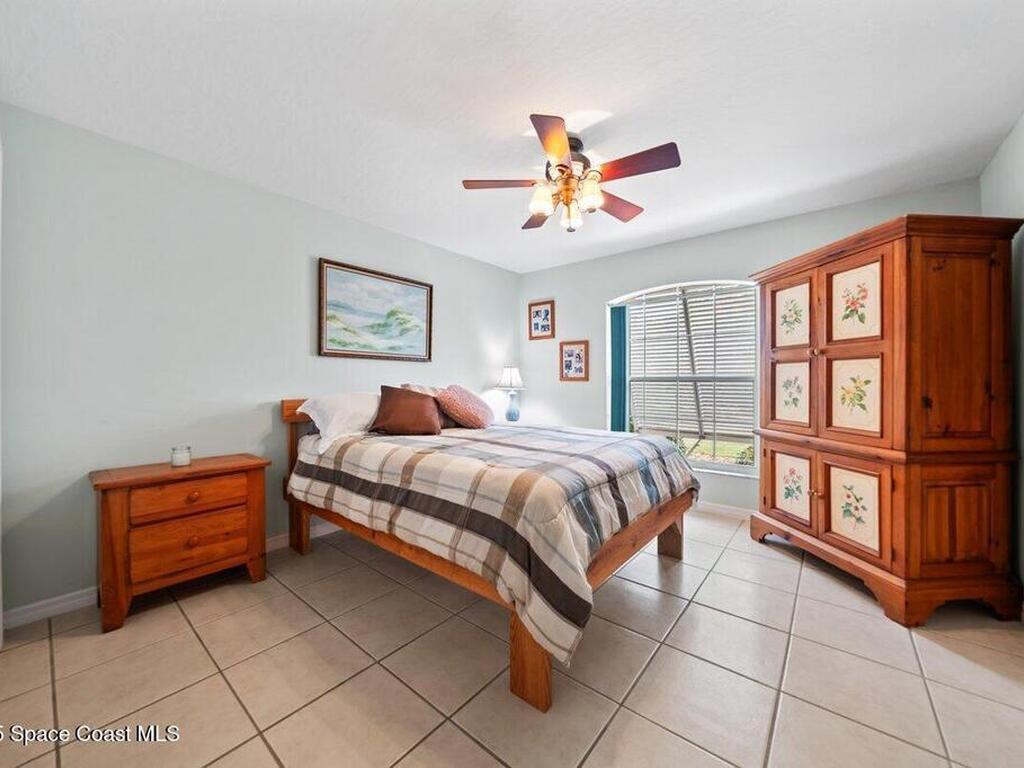 370 Lakeview Drive, Melbourne Beach, FL 32951