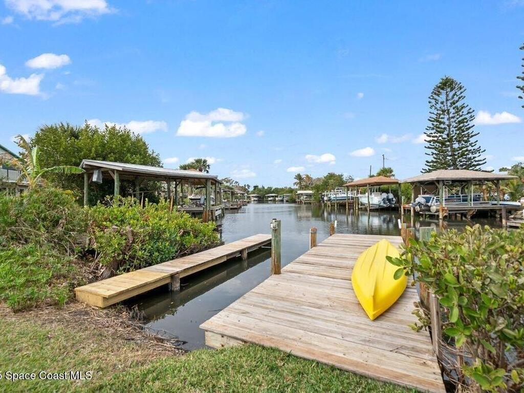 370 Lakeview Drive, Melbourne Beach, FL 32951