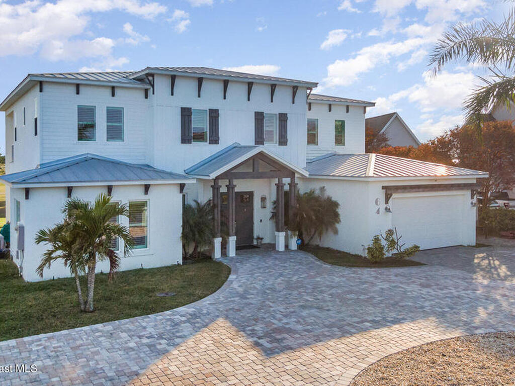 64 Country Club Road, Cocoa Beach, FL 32931