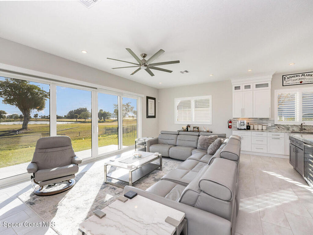 64 Country Club Road, Cocoa Beach, FL 32931