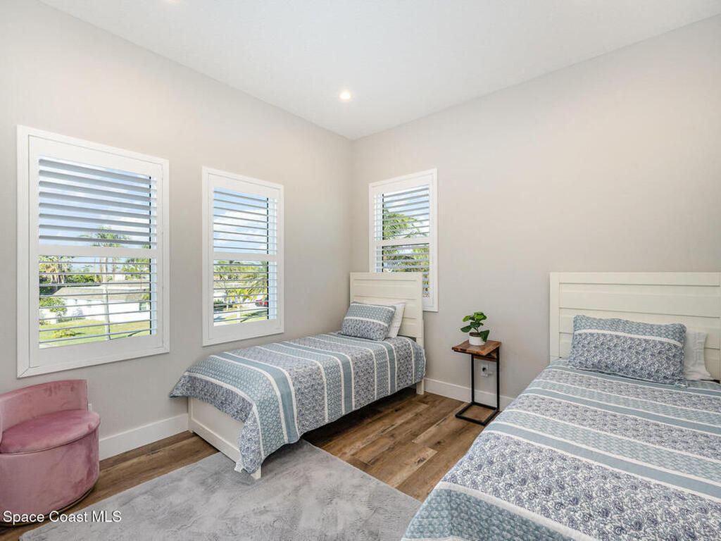 64 Country Club Road, Cocoa Beach, FL 32931