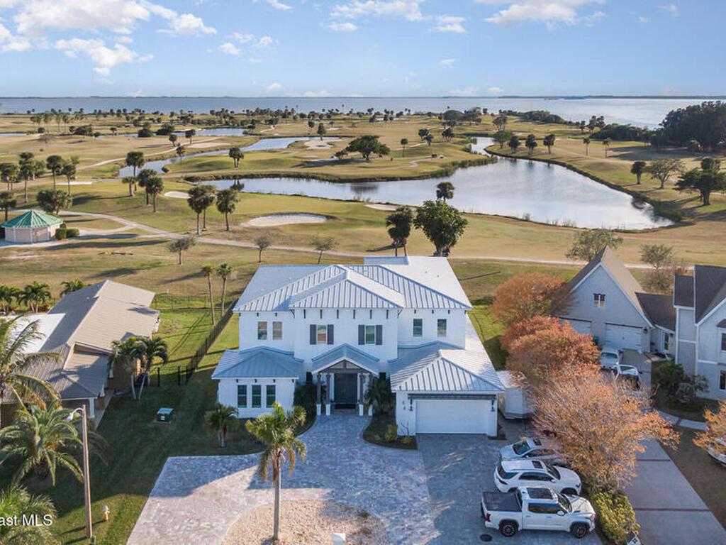 64 Country Club Road, Cocoa Beach, FL 32931