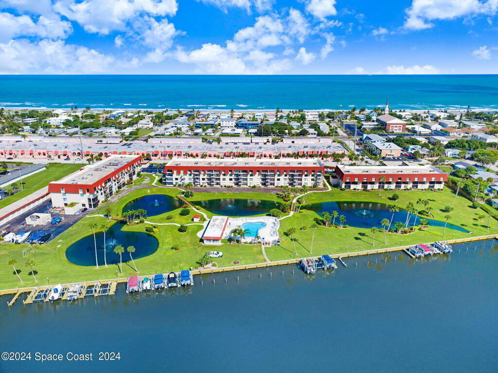 800 S Brevard Avenue, Cocoa Beach, FL 32931