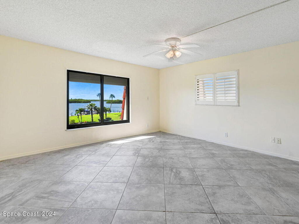 800 S Brevard Avenue, Cocoa Beach, FL 32931