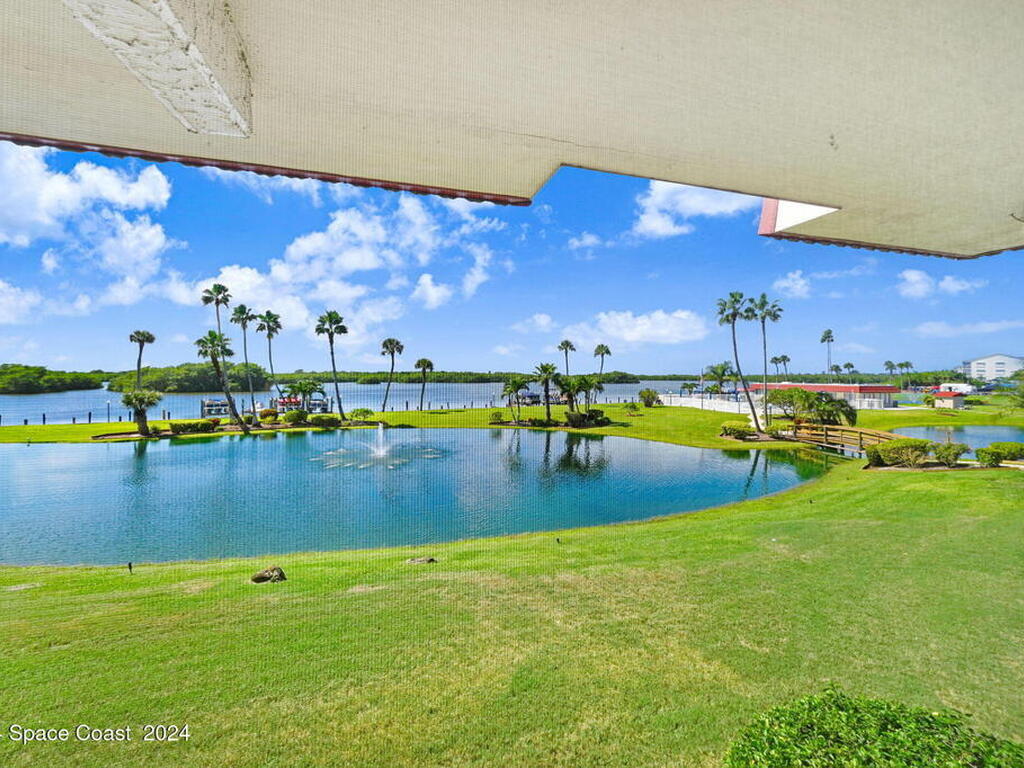 800 S Brevard Avenue, Cocoa Beach, FL 32931