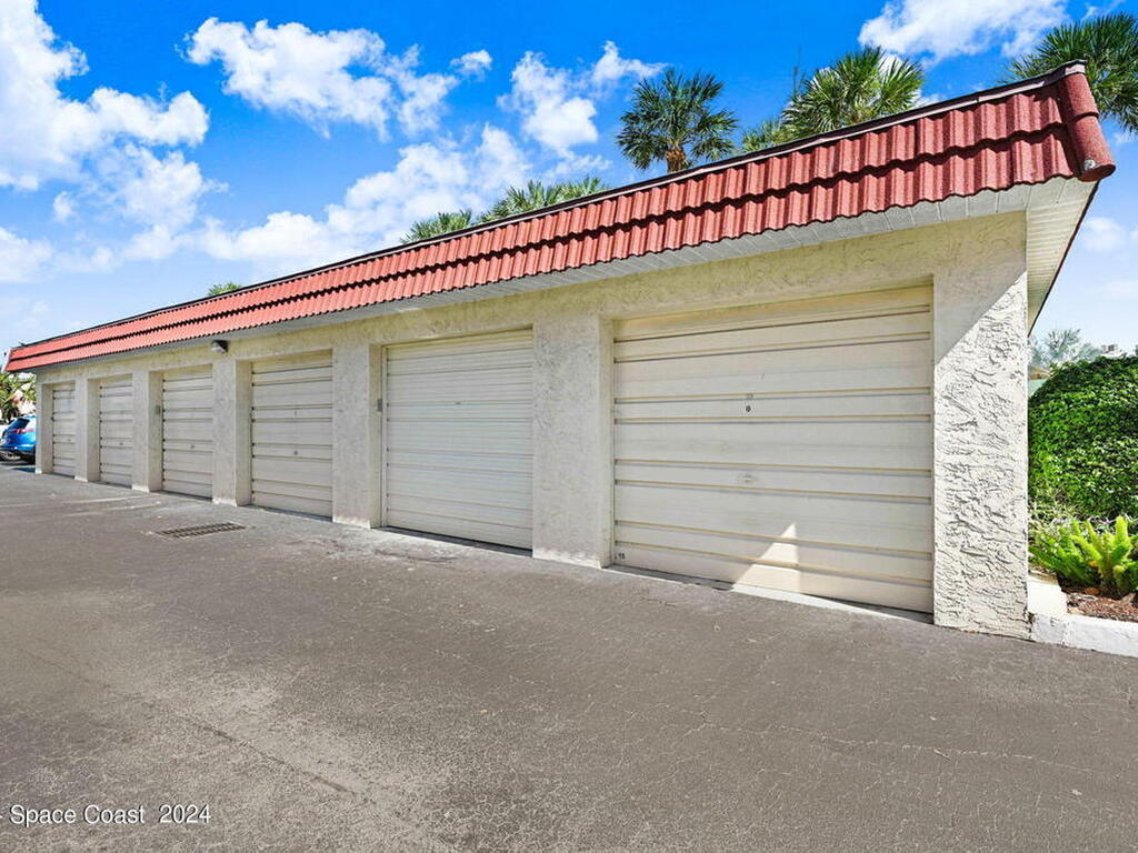 800 S Brevard Avenue, Cocoa Beach, FL 32931