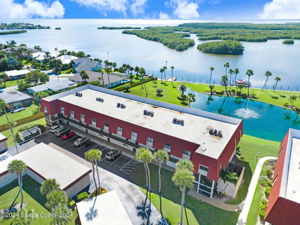 800 S Brevard Avenue, Cocoa Beach, FL 32931