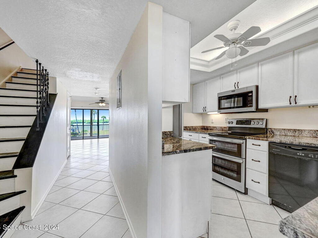 800 S Brevard Avenue, Cocoa Beach, FL 32931