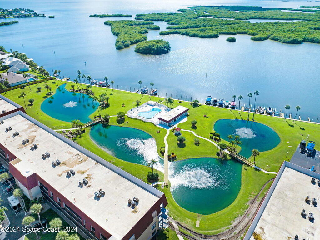 800 S Brevard Avenue, Cocoa Beach, FL 32931