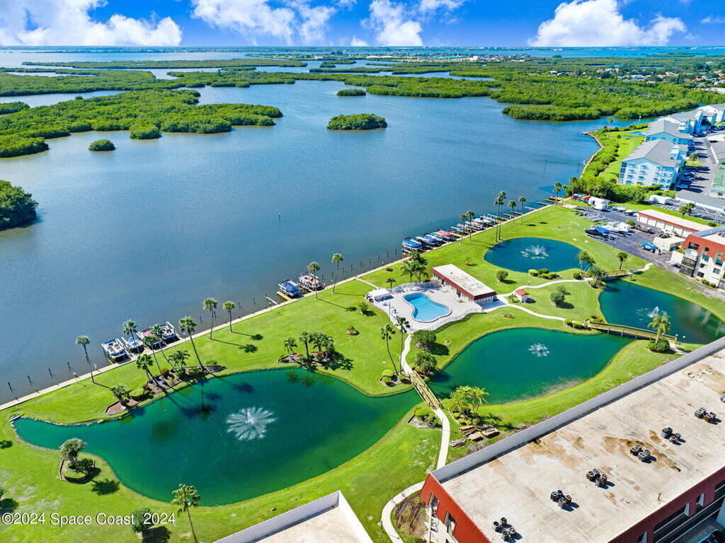 800 S Brevard Avenue, Cocoa Beach, FL 32931