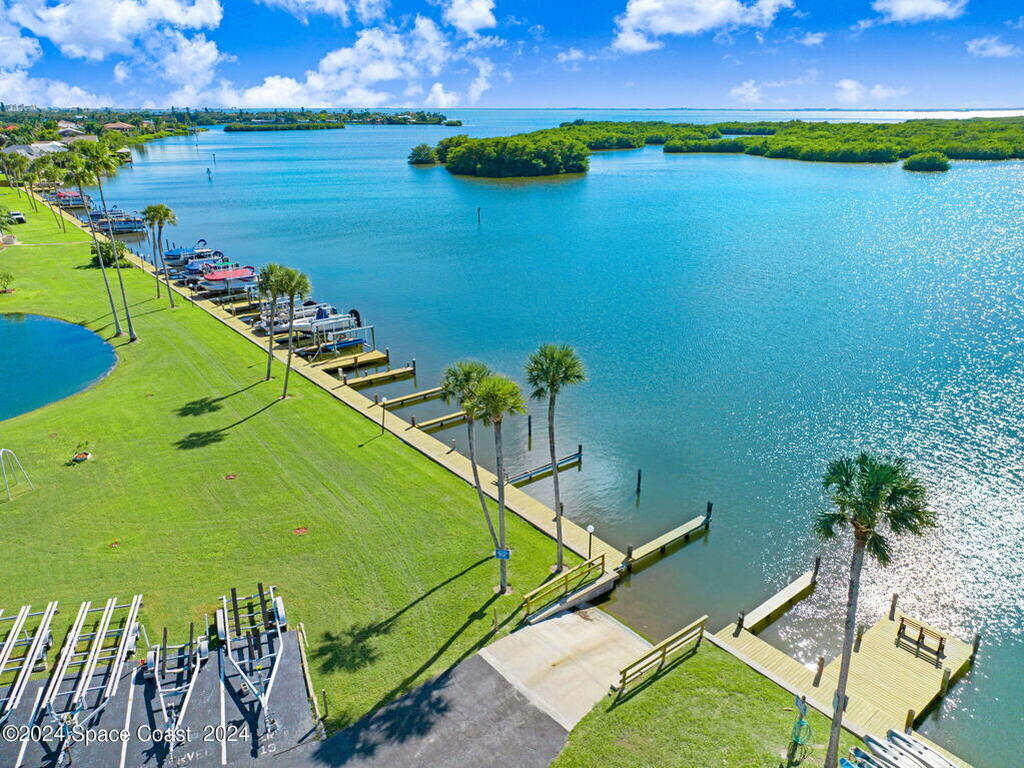 800 S Brevard Avenue, Cocoa Beach, FL 32931