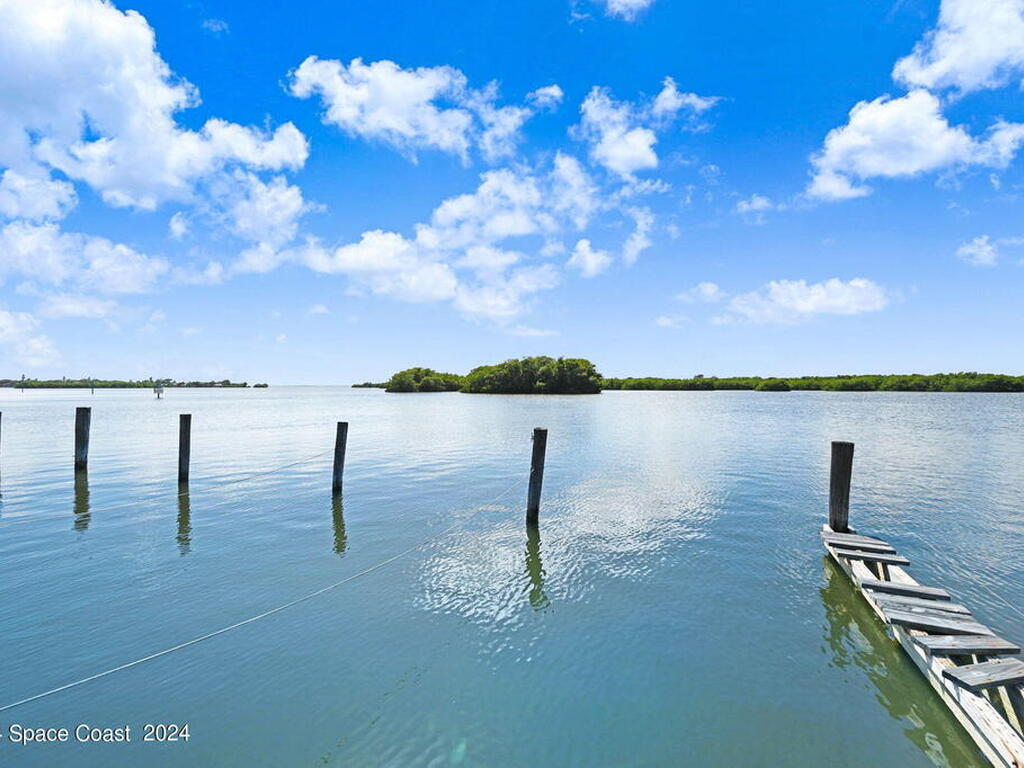 800 S Brevard Avenue, Cocoa Beach, FL 32931