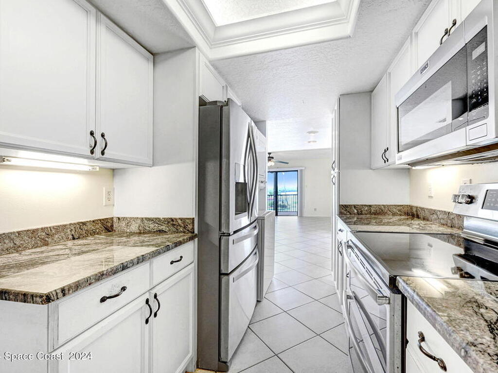 800 S Brevard Avenue, Cocoa Beach, FL 32931